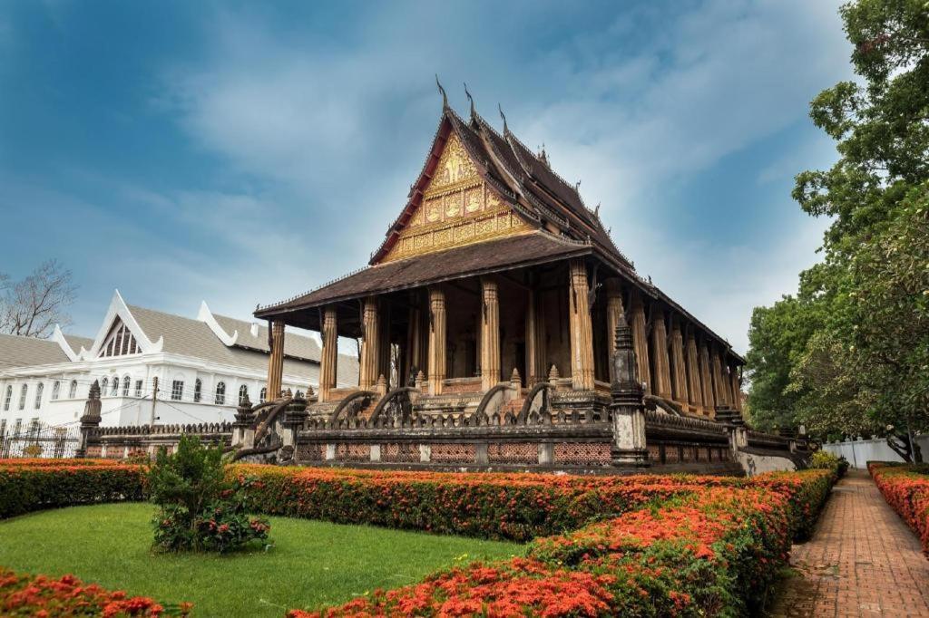 Готель Continental Plaza Vientiane Ban Nongdouang Екстер'єр фото