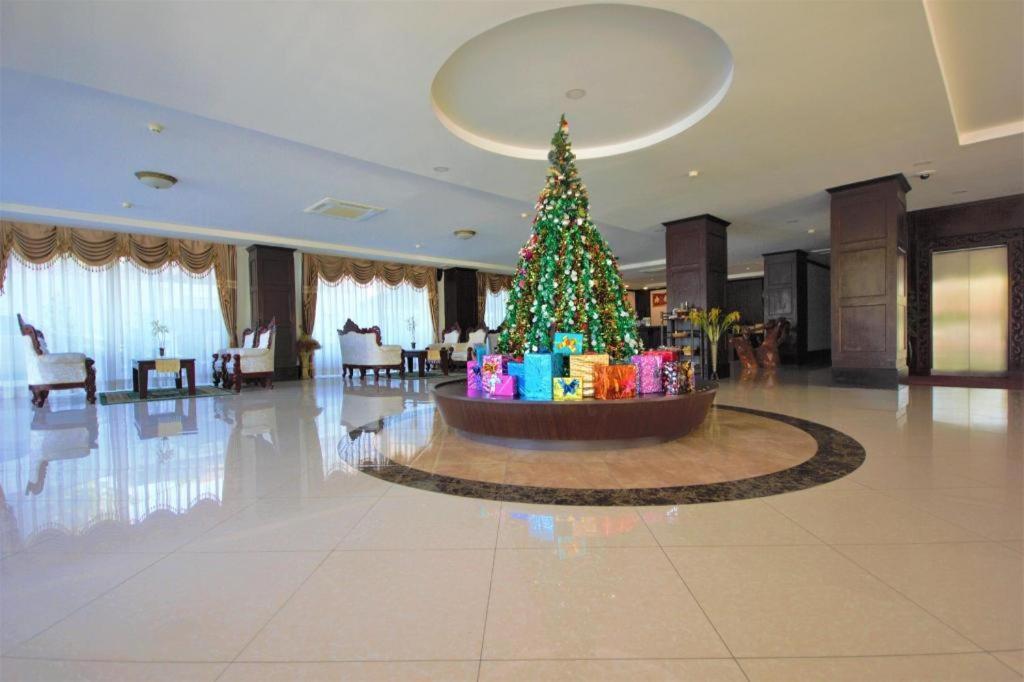 Готель Continental Plaza Vientiane Ban Nongdouang Екстер'єр фото